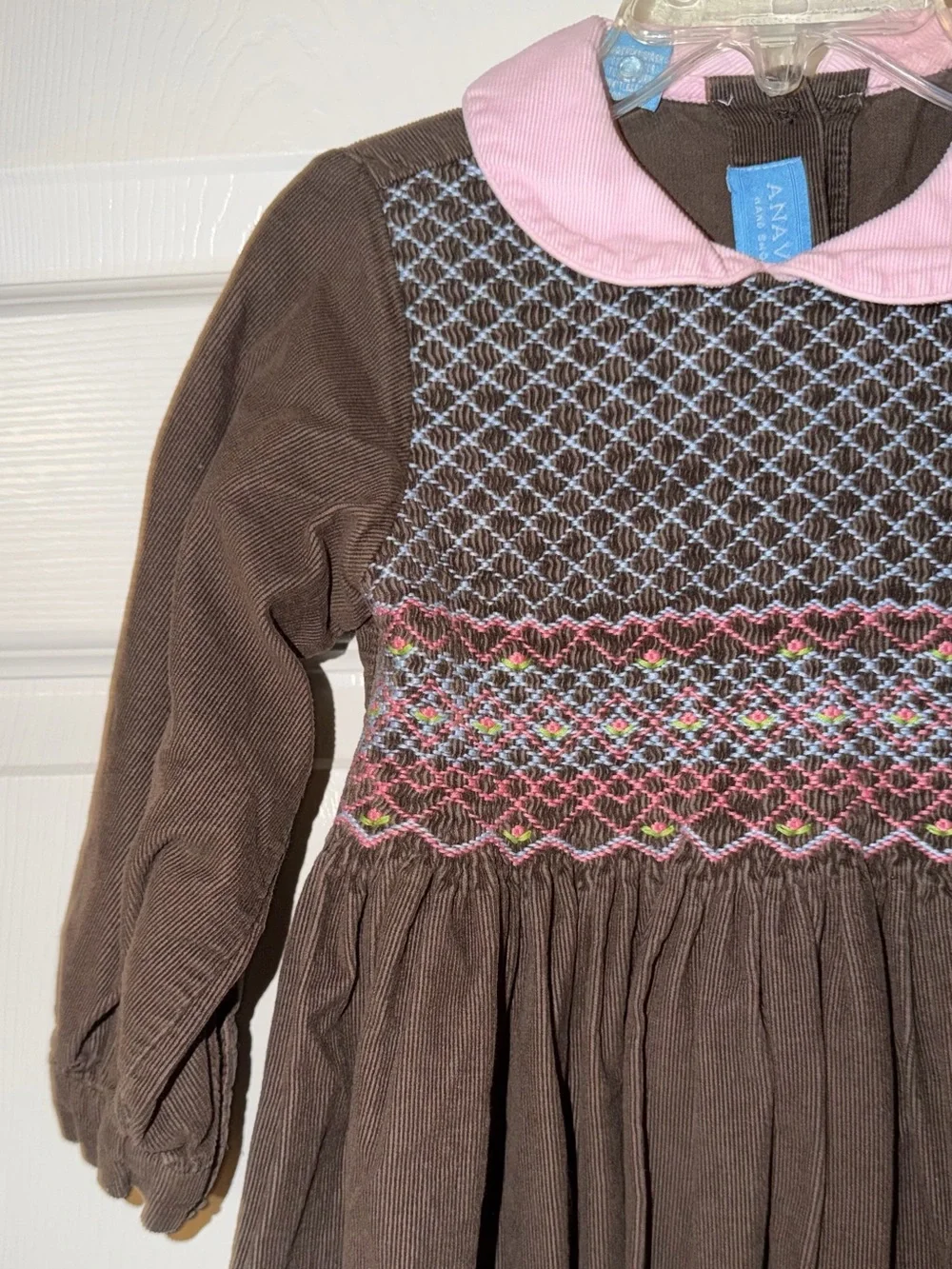 ANAVINI Girls Size 4 Hand Smocked Brown Corduroy Pink Collar Dress